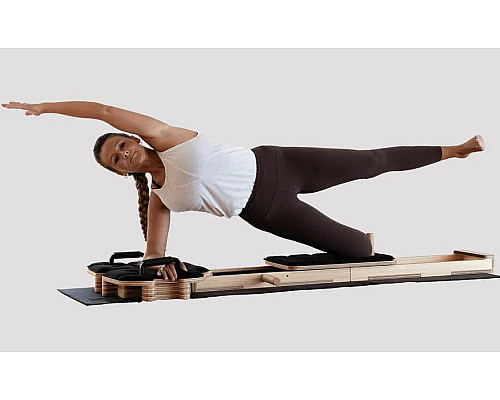 Реформер для пілатесу Casada Flowletic, чорно-бежевий