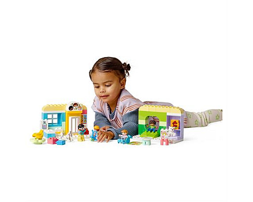 Конструктор LEGO DUPLO Town Будні в дитячому садку 67 ел. (10992)