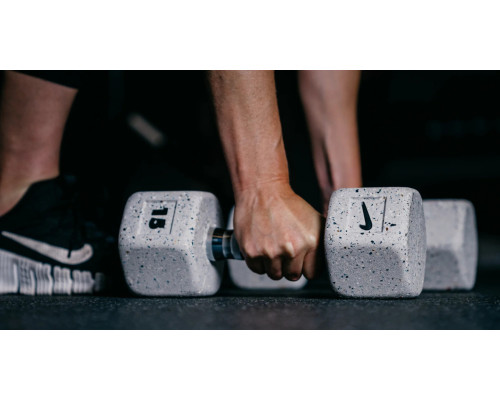 Гантелі Nike Grind Hex Dumbbell 4 кг