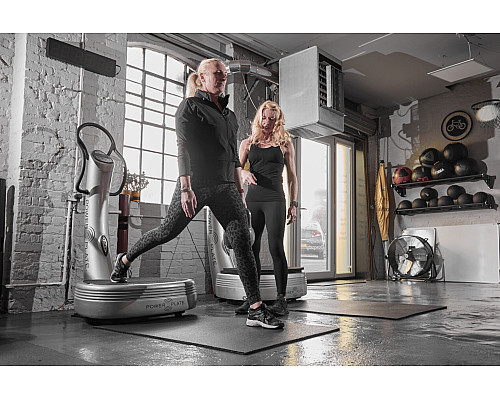 Вібраційна платформа Power Plate Pro5, сріблясто-чорний