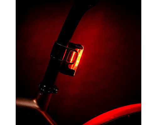 Задній ліхтар LEZYNE STRIP DRIVE PRO 400лм