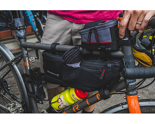Сумка BLACKBURN OUTPOST FRAME BAG 6.95l водонепроникна L (на блискавці)