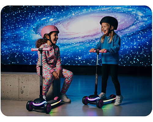Дитячий самокат триколісний Ricokids Leddi чорно-рожевий