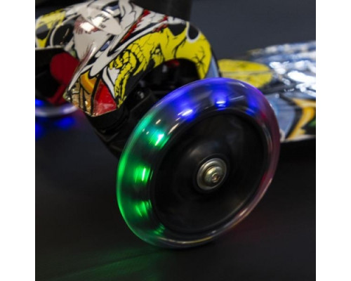 Самокат трьохколісний HLB06P MULTI NILS EXTREME - барвистий