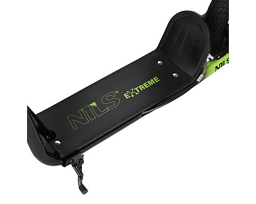 Самокат NILS EXTREME WH10201, чорно-зелений