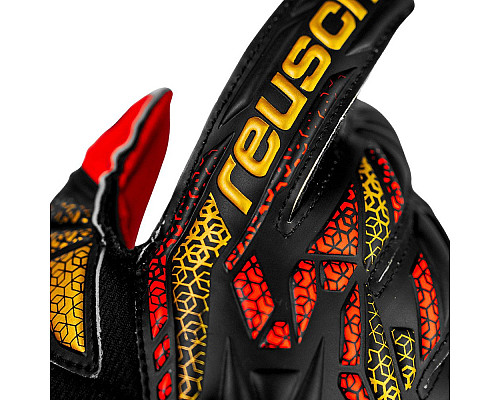 Рукавички воротарські Reusch Attrakt Silver Junior 5572215 7075 р.4,5, чорно-червоні