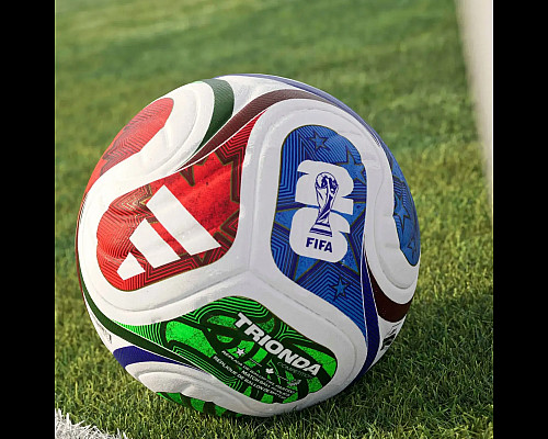 Футбольний м'яч Adidas FIFA World Cup 26 Trionda Training розмір 4, біло-червоний