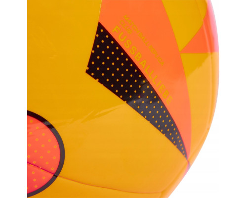 М'яч футбольний Adidas Euro24 Club Fussballliebe IP1615 розмір 3, помаранчевий М'яч футбольний Adidas Euro24 Club Fussballliebe IP1615 розмір 3, помаранчевий