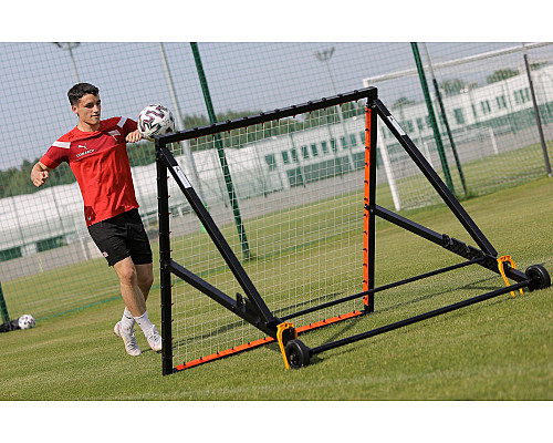 Сітка тренувальна для футболу Yakimasport Rebounder PRO 120 х 120 см, помаранчево-чорний