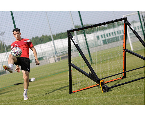 Сітка тренувальна для футболу Yakimasport Rebounder PRO 120 х 120 см, помаранчево-чорний