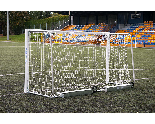 Ворота футбольні Yakimasport BR0003 300 x 155 см, білі