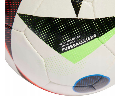 М'яч футбольний Adidas Euro24 Pro TRN Fussballliebe IN9377 розмір 4, чорно-білий М'яч футбольний Adidas Euro24 Pro TRN Fussballliebe IN9377 розмір 4, чорно-білий