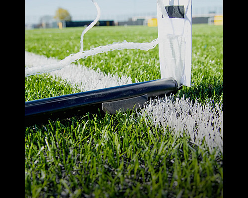 Ворота футбольні QUICKPLAY Kickster Elite 6782 360 х 180 см, чорно-білі