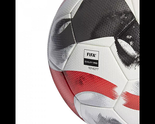 Футбольний м'яч Adidas Tiro PRO OMB (FIFA QUALITY PRO) розмір 5, біло-чорний
