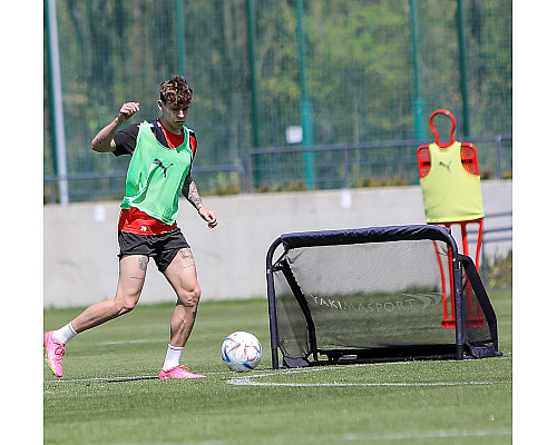 Ворота футбольні YakimaSport GIZA 120 x 80 см, чорні