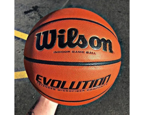М'яч баскетбольний Wilson Evolution розмір 7