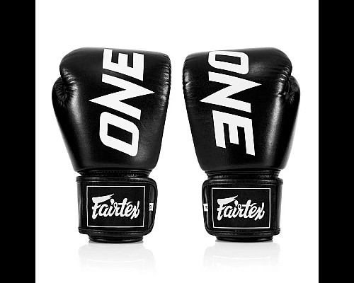 Рукавички боксерські шкіряні з бинтами Fairtex BGV1-ONE 14 унцій, чорні