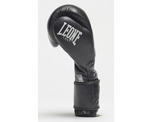 Рукавчики боксеріські Leone Greatest 18 унцій, чорно-білі