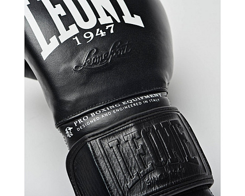 Рукавчики боксеріські Leone Greatest 18 унцій, чорно-білі
