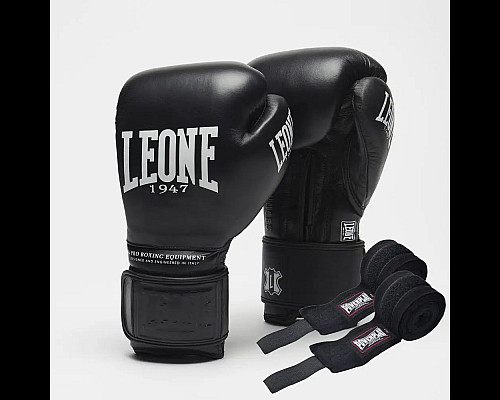 Рукавички боксерські з бинтами Leone GN111 THE GREATEST розмір 18 унцій, чорні