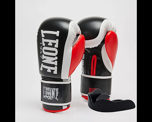 Рукавички боксерські з капою Leone GN333 LOGO WACS розмір 10 унцій, чорні