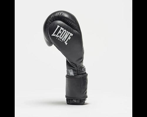 Рукавички боксерські з бинтами Leone GN111 THE GREATEST розмір 14 унцій, чорні