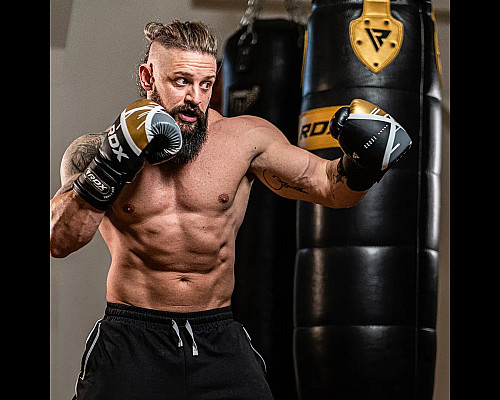 Рукавички боксерські з капою RDX F7 Ego розмір 16 унцій, чорно-золотисті