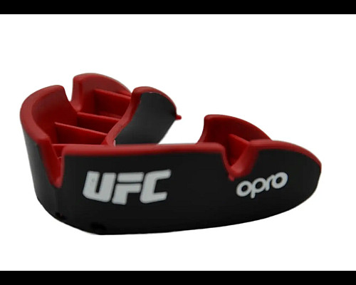 Капа боксерська дитяча OPRO Silver UFC Hologram до 10 років чорно-червона