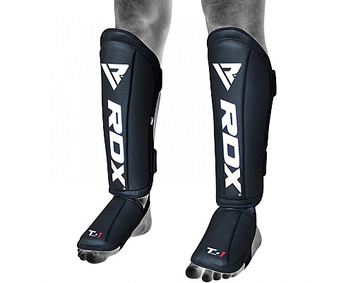 Захист гомілки RDX Molded M, чорні