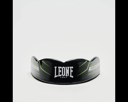 Капа боксерська доросла Leone PD5122 REVO FLUO від 11 років чорна