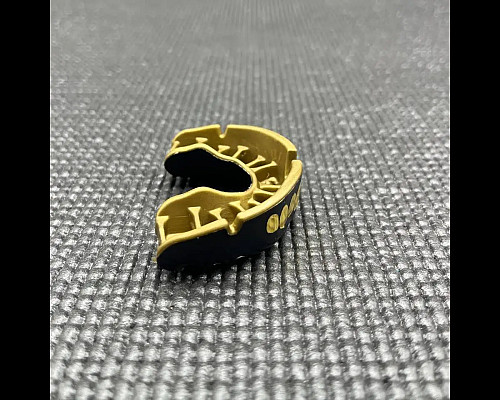 Капа боксерська доросла OPRO Gold Grillz від 11 років чорно-золотиста