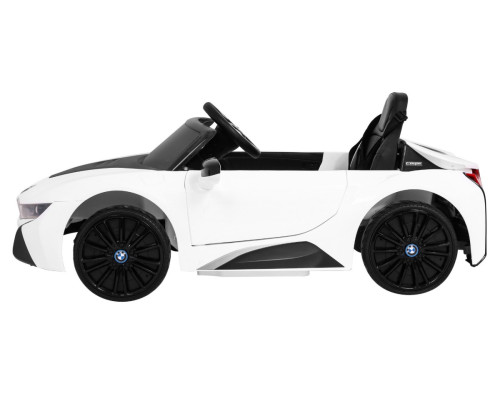 BMW I8 Lift Battery Car White + Пульт + Повільний Старт + 3-точкові ремені безпеки + MP3 USB + LED