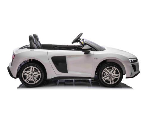 Автомобіль Audi Spyder R8 LIFT White