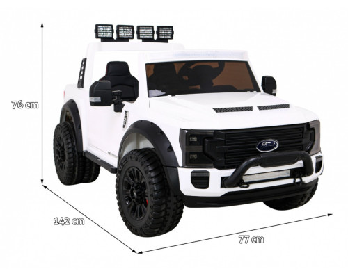 Автомобіль Ford Super Duty White