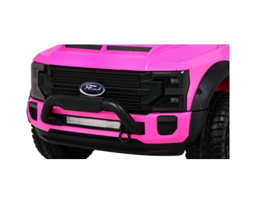 Автомобіль Ford Super Duty Pink