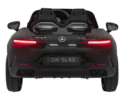 Автомобіль Mercedes Benz AMG SL63 Black