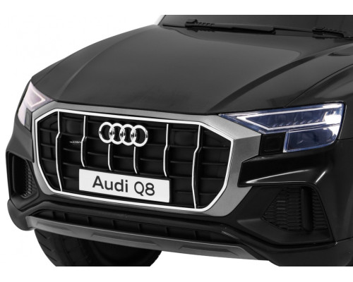 Audi Q8  на акумуляторі Black + Пульт + EVA + Free Start + MP3 USB + LED