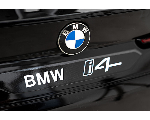 Дитяча акумуляторна машинка BMW i4 Чорна Дитяча акумуляторна машинка BMW i4 Чорна