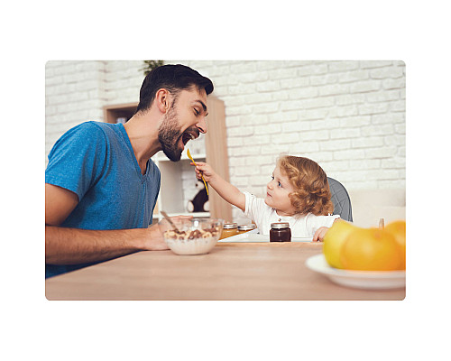 Стільчик для годування Nukido Lilo 63 х 64 х 93 см - сіро-білий