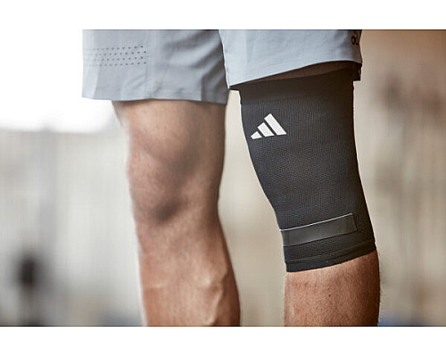 Ноколінник Adidas Innwell L, чорний