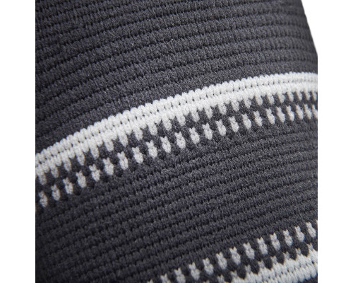 Бандаж для стабілізації зап'ястя ADIDAS L ADSU-12543BK Бандаж для стабілізації зап'ястя ADIDAS L ADSU-12543BK