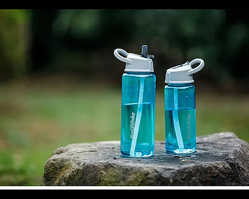 Пляшка для води Naturehike Sport NH18S002-H 0,75 л, блакитна Пляшка для води Naturehike Sport NH18S002-H 0,75 л, блакитна