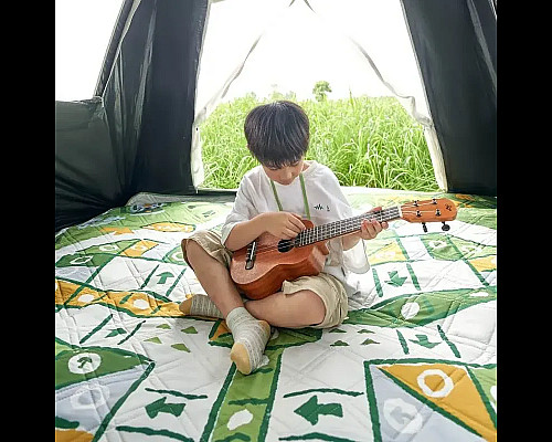 Килимок для пікніка Mobi Garden Camp NX23663021 200 х 200 см, зелений Килимок для пікніка Mobi Garden Camp NX23663021 200 х 200 см, зелений
