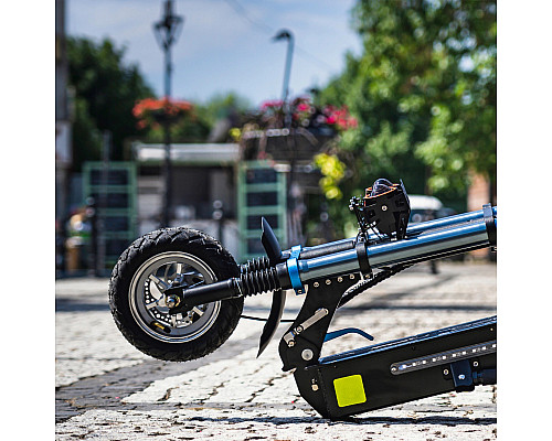 Електросамокат THUNDER SPARK 1600W Електросамокат THUNDER SPARK 1600W