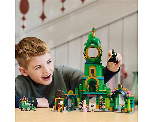 Конструктор LEGO Wicked Ласкаво просимо до Смарагдового міста 945 ел. (75684) Конструктор LEGO Wicked Ласкаво просимо до Смарагдового міста 945 ел. (75684)