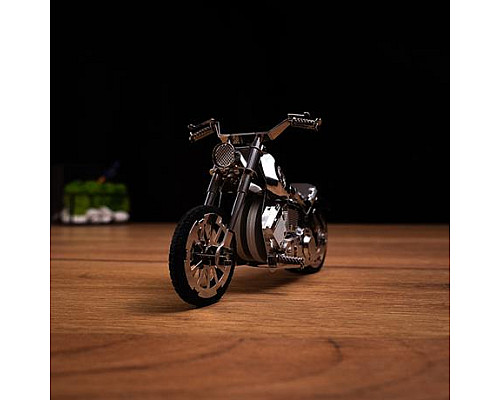 Колекційна модель-конструктор Metal Time Harley Davidson Roadway Fantasy Мотоцикл механічний (MT012) Колекційна модель-конструктор Metal Time Harley Davidson Roadway Fantasy Мотоцикл механічний (MT012)