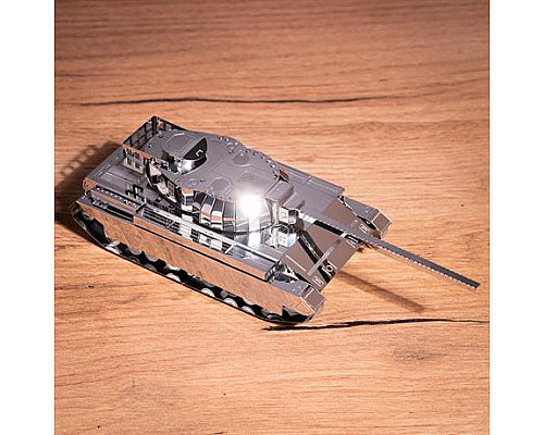 Колекційна модель-конструктор Metal Time World of Tanks танк Conqueror FV214 (MT069) Колекційна модель-конструктор Metal Time World of Tanks танк Conqueror FV214 (MT069)