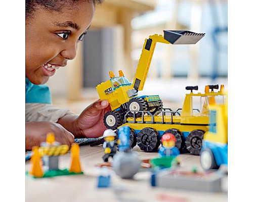 Конструктор LEGO City Construction Будівельні вантажівки та кулястий таран 235 ел. (60391) Конструктор LEGO City Construction Будівельні вантажівки та кулястий таран 235 ел. (60391)