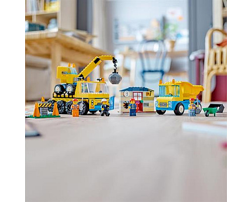 Конструктор LEGO City Construction Будівельні вантажівки та кулястий таран 235 ел. (60391) Конструктор LEGO City Construction Будівельні вантажівки та кулястий таран 235 ел. (60391)