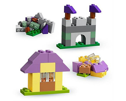 Конструктор LEGO Classic Валізка для творчості 213 деталей (10713)